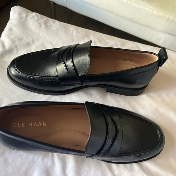 COLE HAAN PENNY LOAFERS - Picture 4 of 7